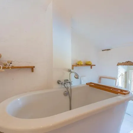 Sleeps 14 Pool Wifi