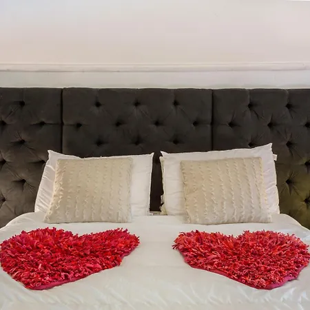 Sleeps 14 Pool Wifi Willa *
